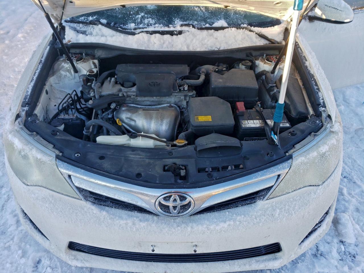 2012 TOYOTA CAMRY BASE photo 11