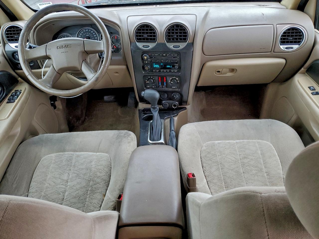 2004 GMC ENVOY photo 15