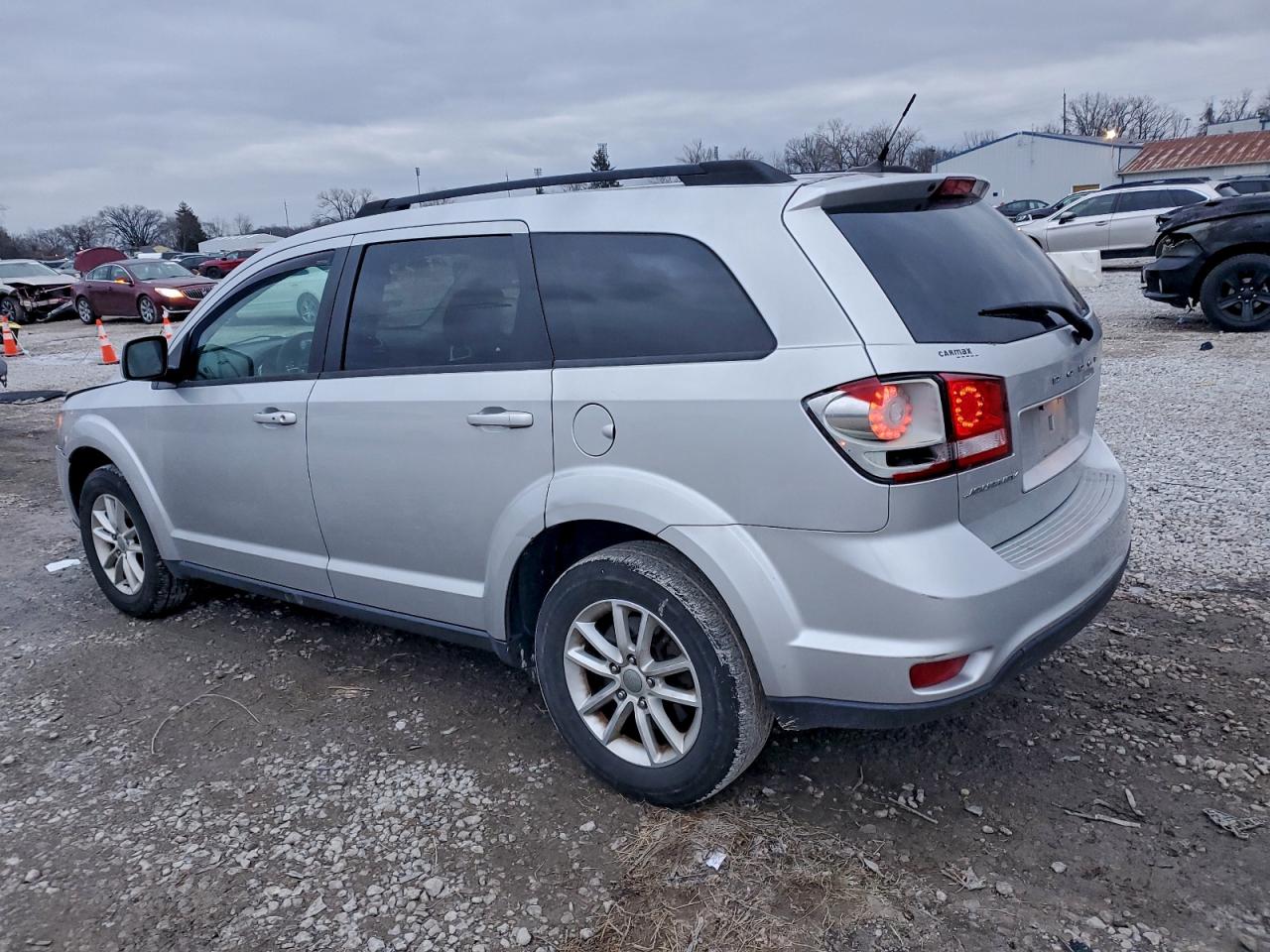 2014 DODGE JOURNEY SXT photo 2