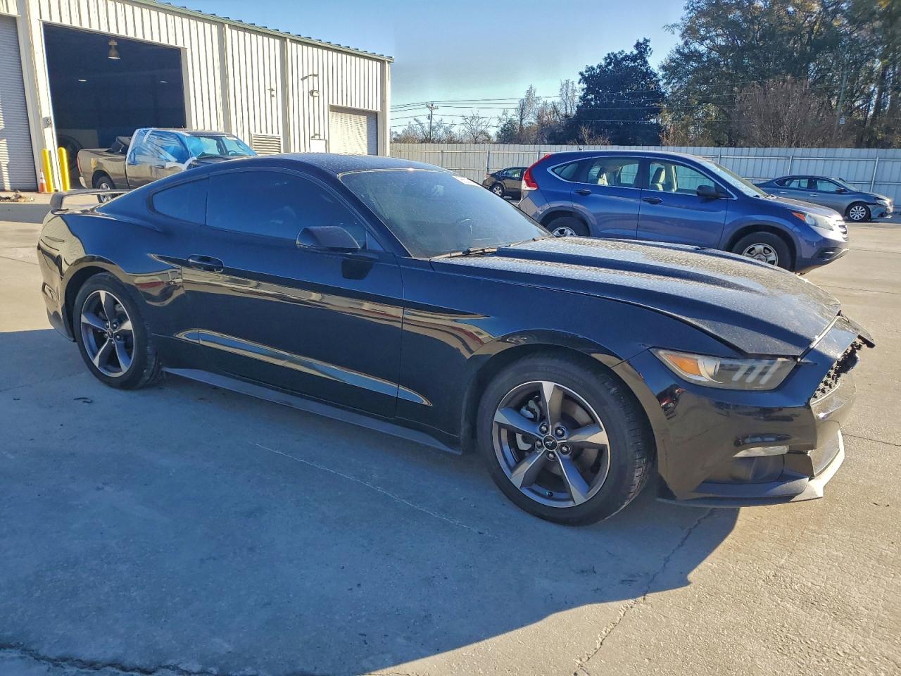 2015 FORD MUSTANG photo 4
