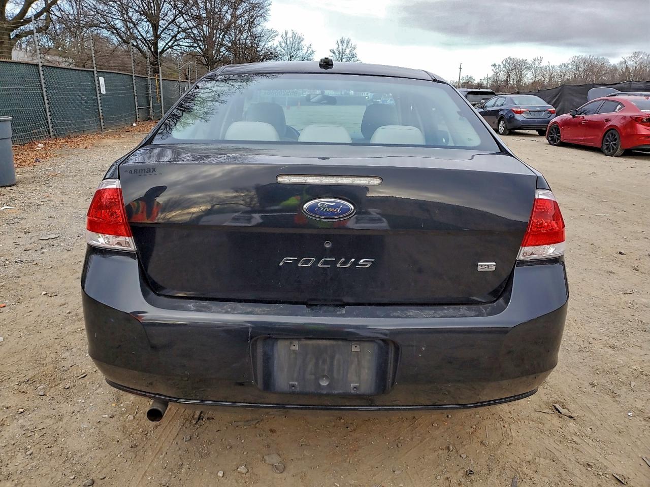 2009 FORD FOCUS SE photo 6