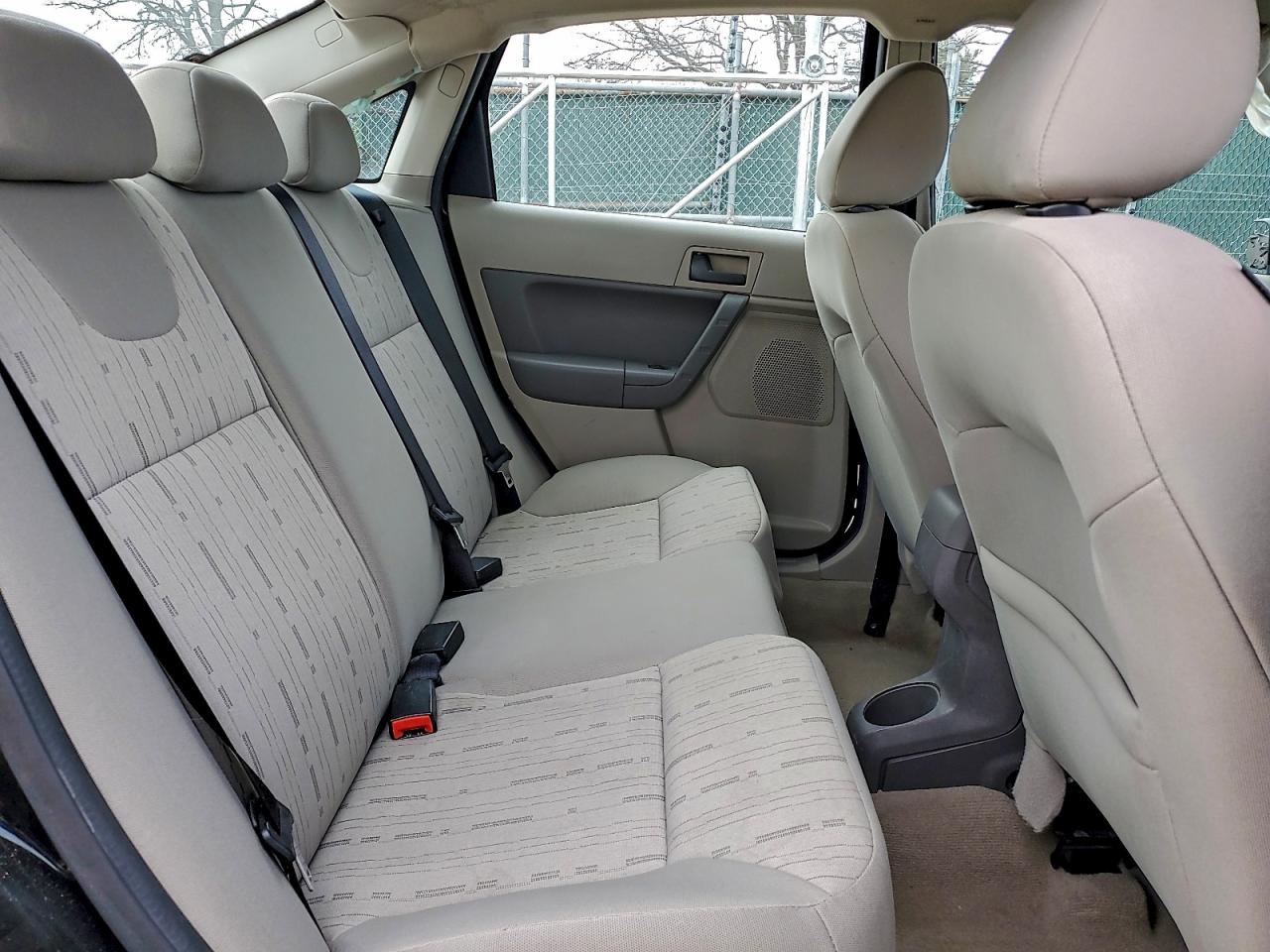 2009 FORD FOCUS SE photo 10