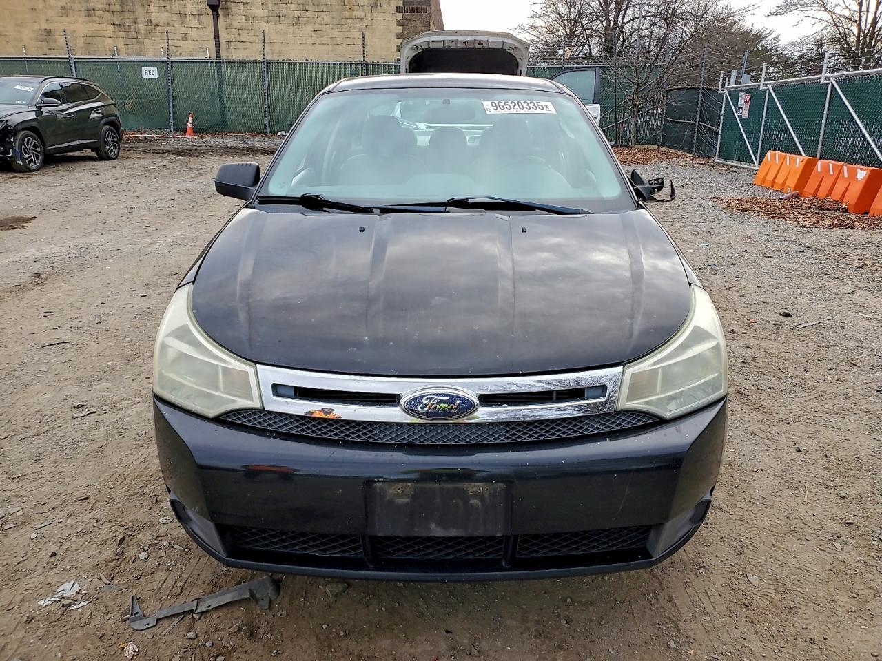 2009 FORD FOCUS SE photo 5