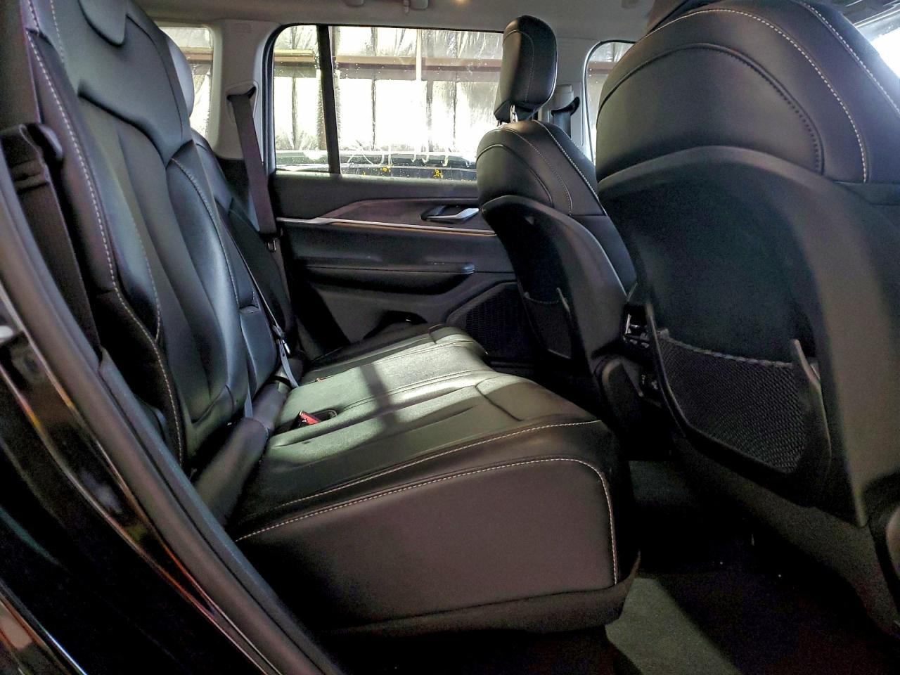 2024 JEEP GRAND CHEROKEE LIMITED photo 11