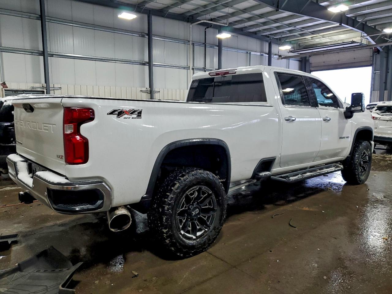 2020 CHEVROLET SILVERADO K3500 LTZ photo 3