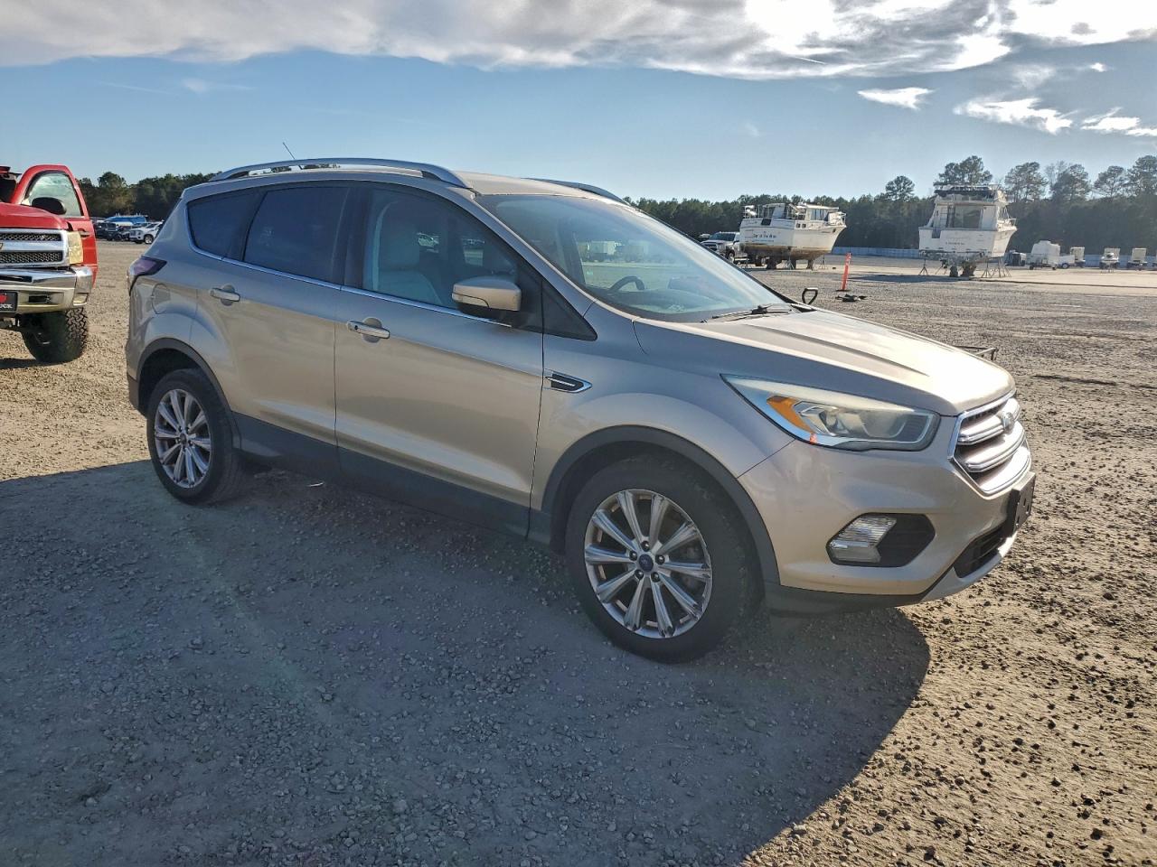 2017 FORD ESCAPE TITANIUM photo 4