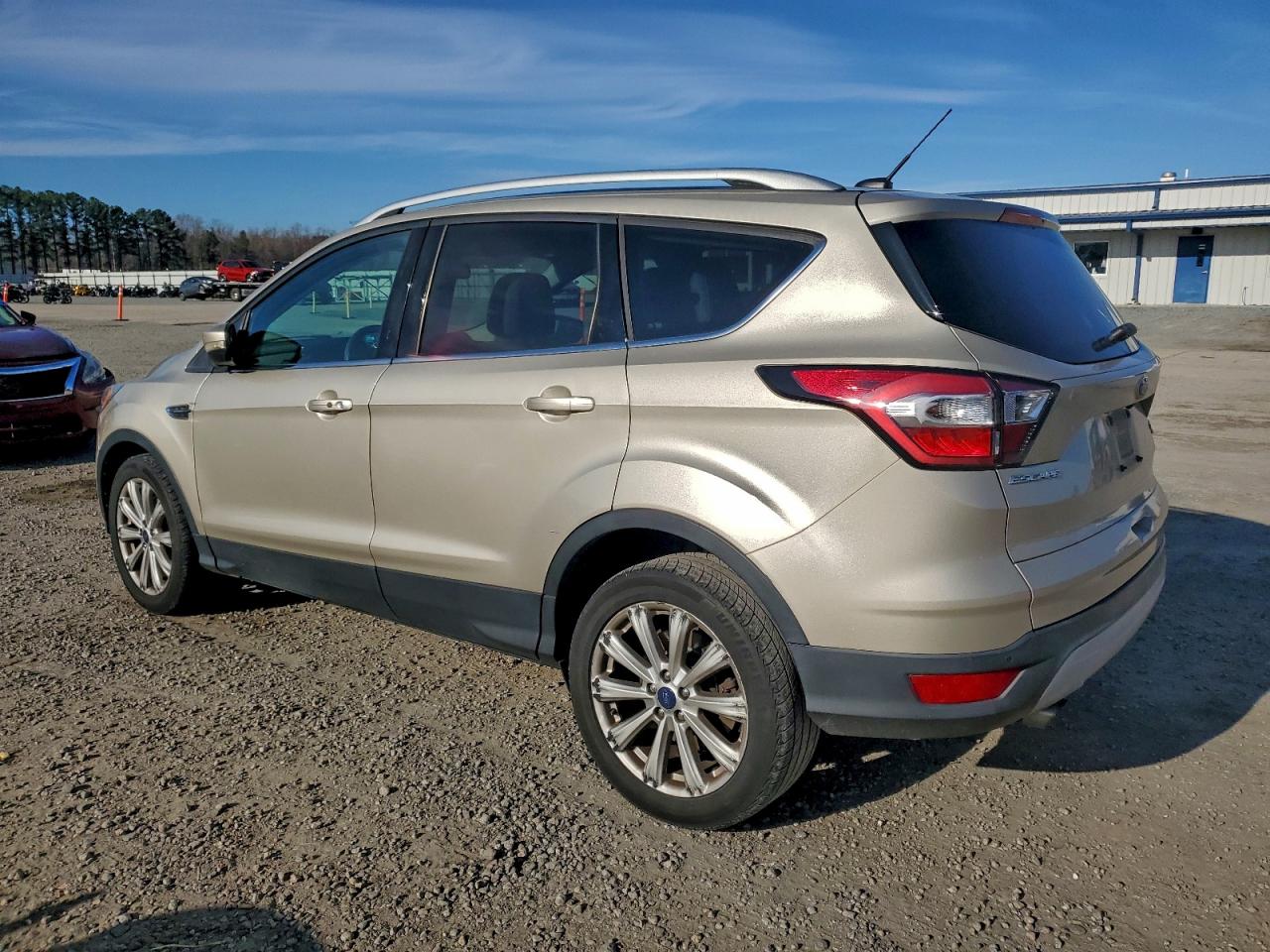 2017 FORD ESCAPE TITANIUM photo 2