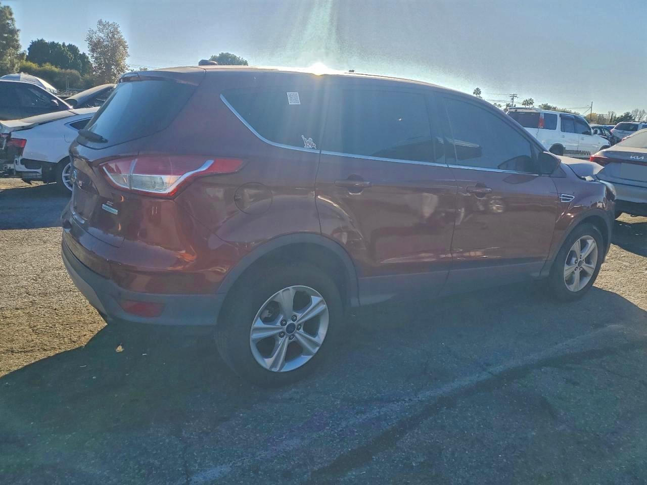 2015 FORD ESCAPE SE photo 3