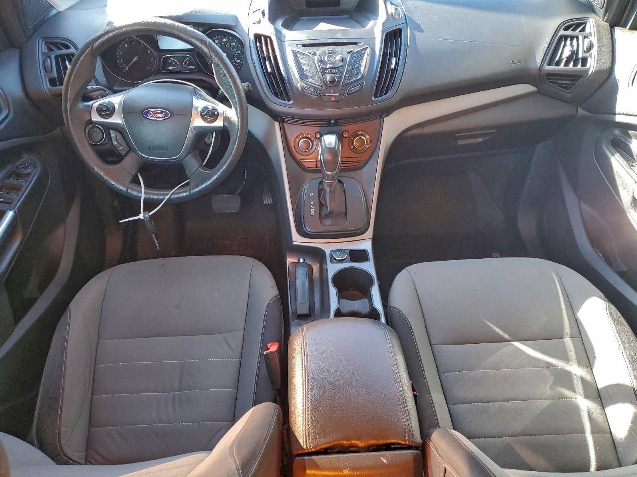 2015 FORD ESCAPE SE photo 8