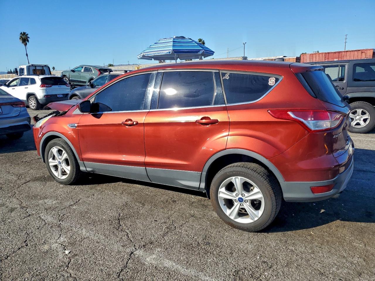 2015 FORD ESCAPE SE photo 2