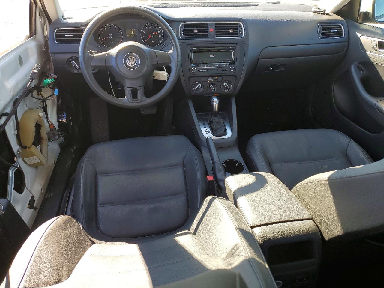 2012 VOLKSWAGEN JETTA SE photo 8
