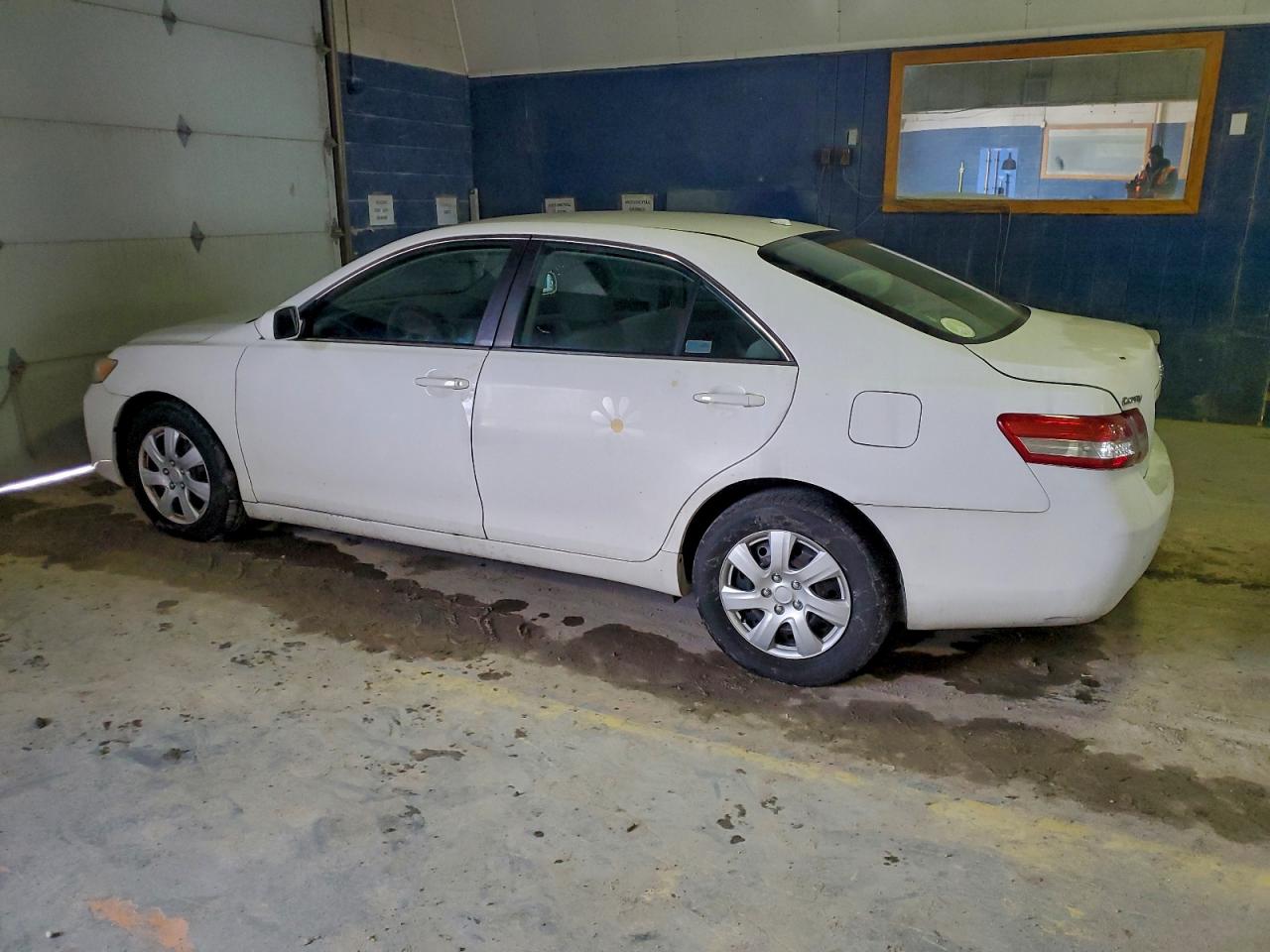 2010 TOYOTA CAMRY BASE photo 2