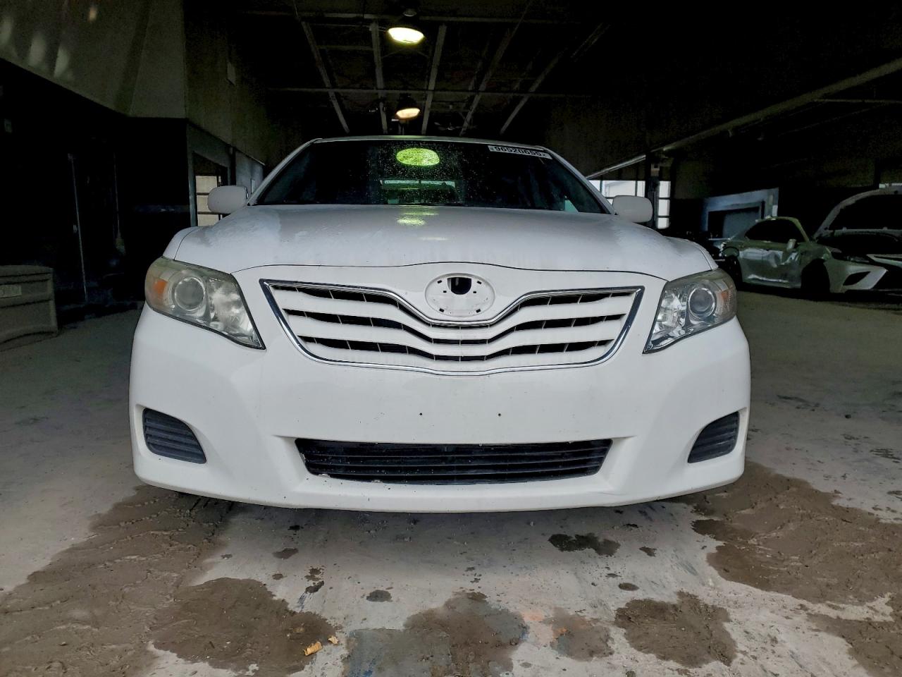2010 TOYOTA CAMRY BASE photo 5