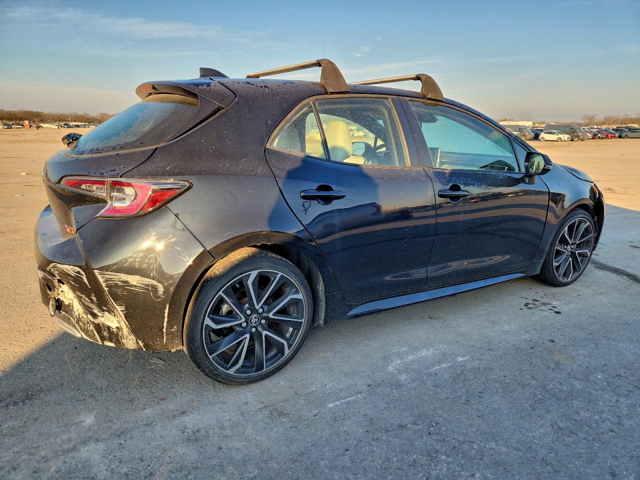 2022 TOYOTA COROLLA XSE photo 3