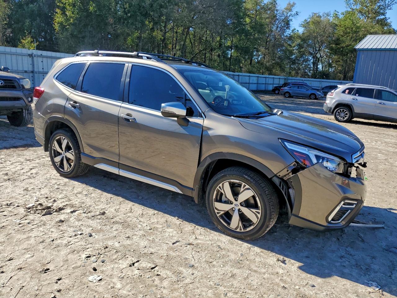 2020 SUBARU FORESTER TOURING photo 4
