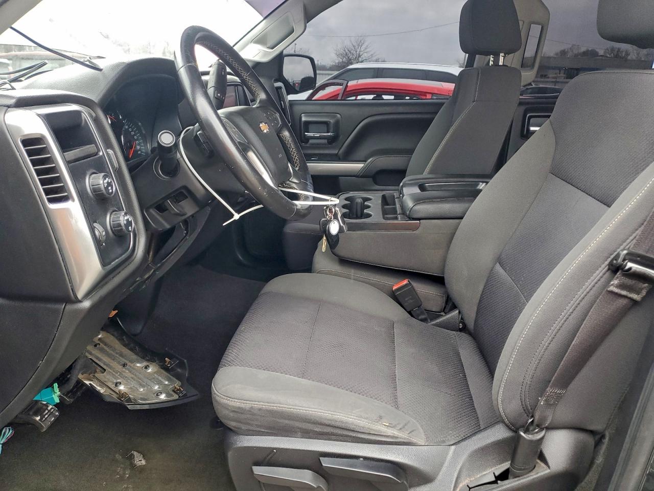 2018 CHEVROLET SILVERADO K1500 LT photo 7