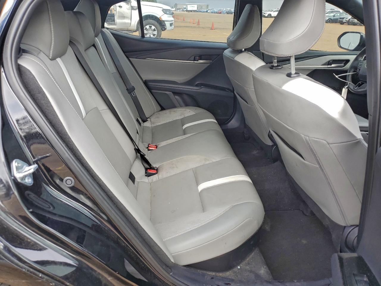 2025 TOYOTA CAMRY XSE photo 28