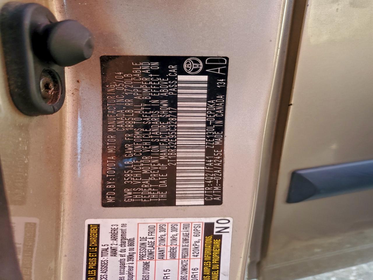 2005 TOYOTA COROLLA CE photo 13