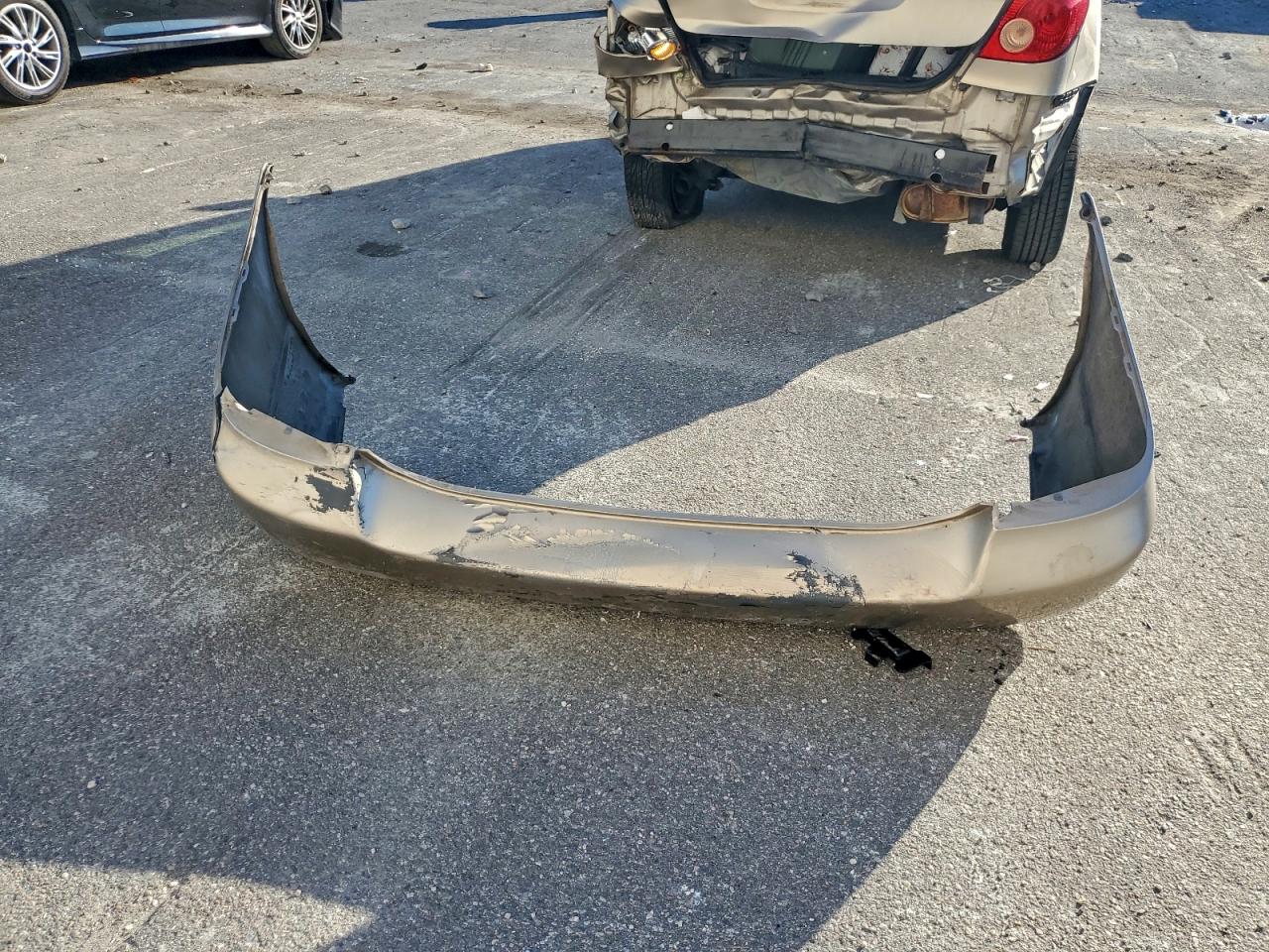 2005 TOYOTA COROLLA CE photo 12