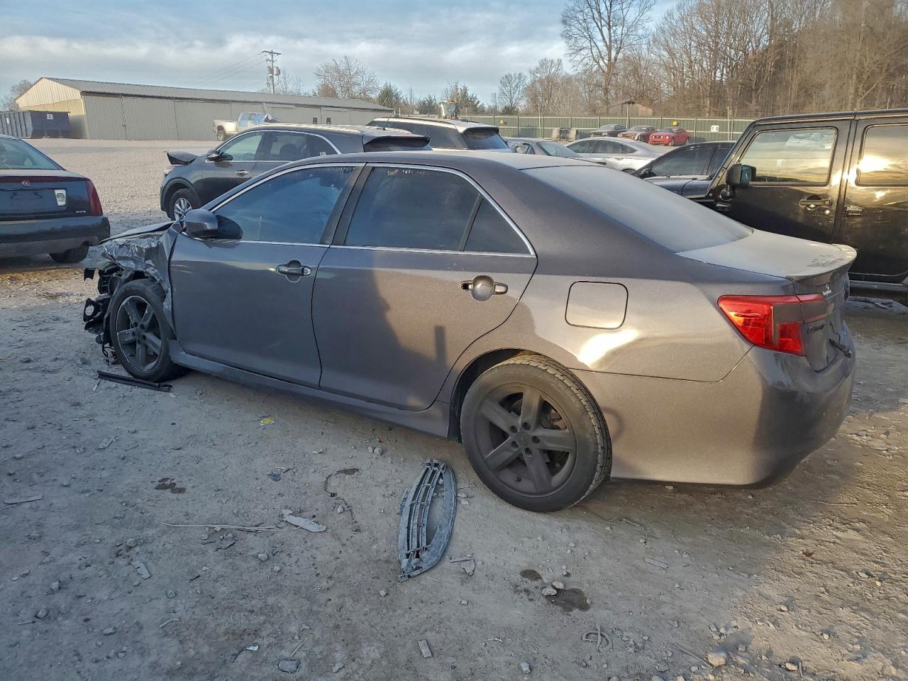 2013 TOYOTA CAMRY L photo 2