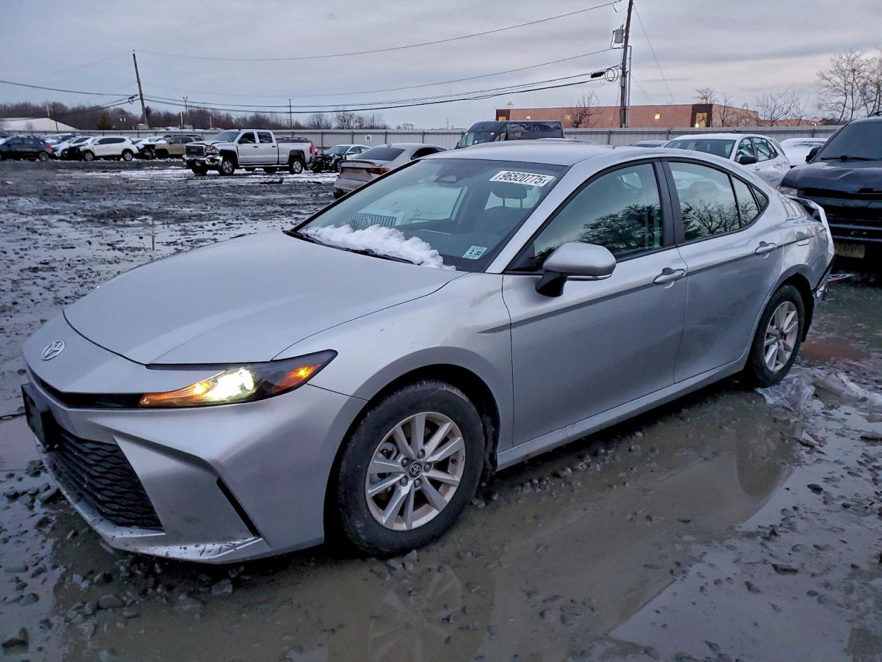 2025 TOYOTA CAMRY