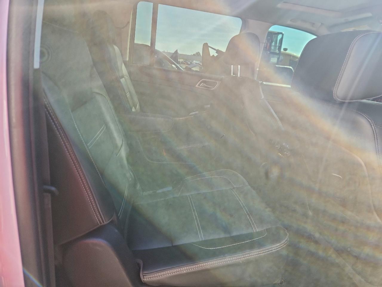 2015 GMC YUKON XL DENALI photo 11