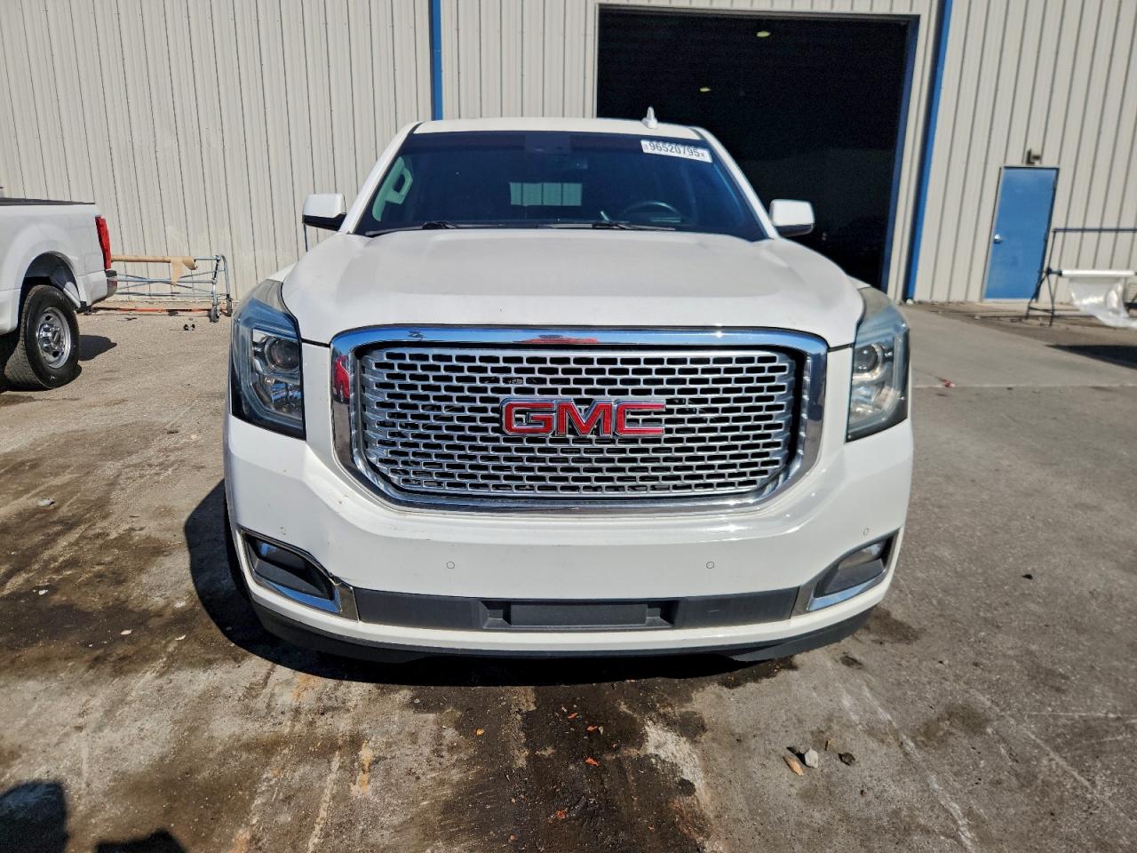 2015 GMC YUKON XL DENALI photo 5