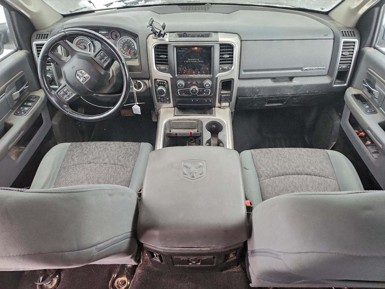 2018 RAM 1500 SLT photo 8