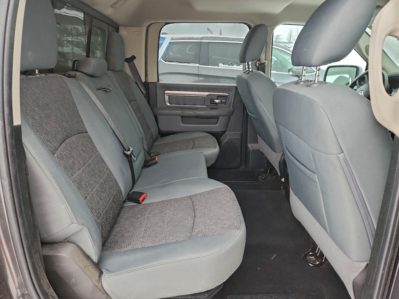 2018 RAM 1500 SLT photo 10