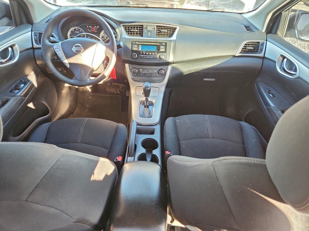 2015 NISSAN SENTRA S photo 8