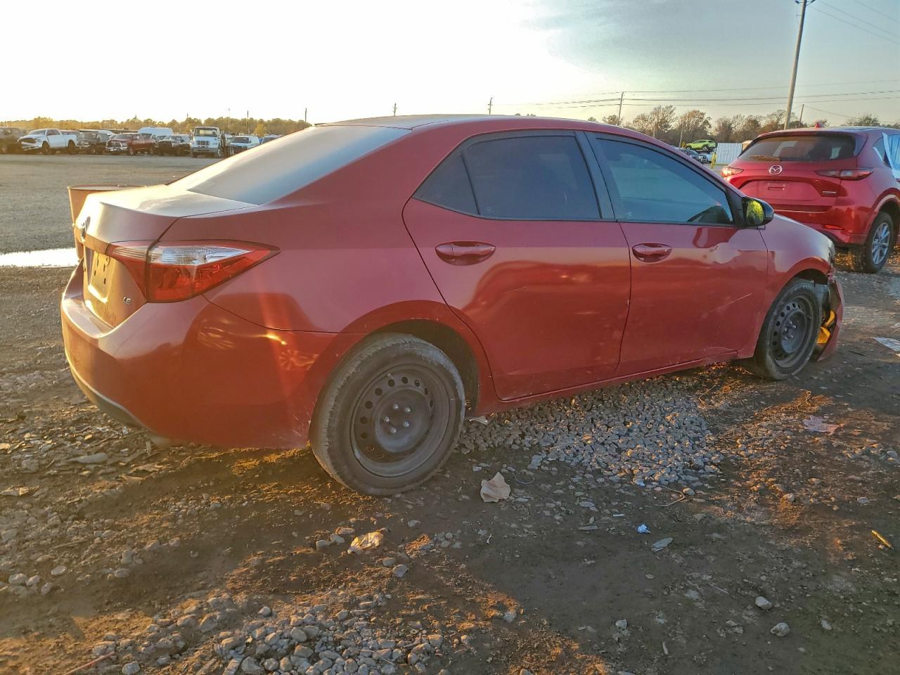 2017 TOYOTA COROLLA L photo 3