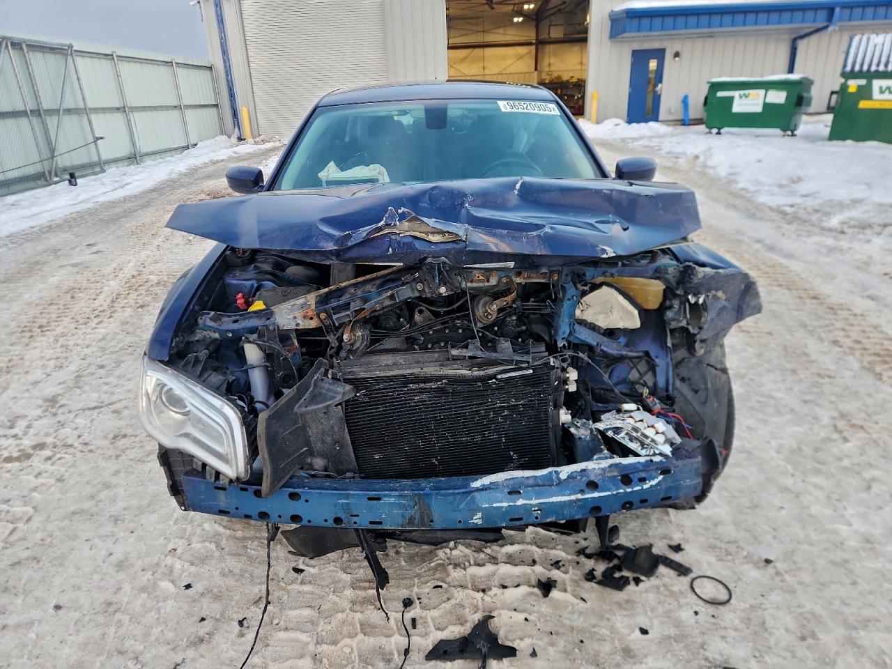 2016 CHRYSLER 300 LIMITED photo 5