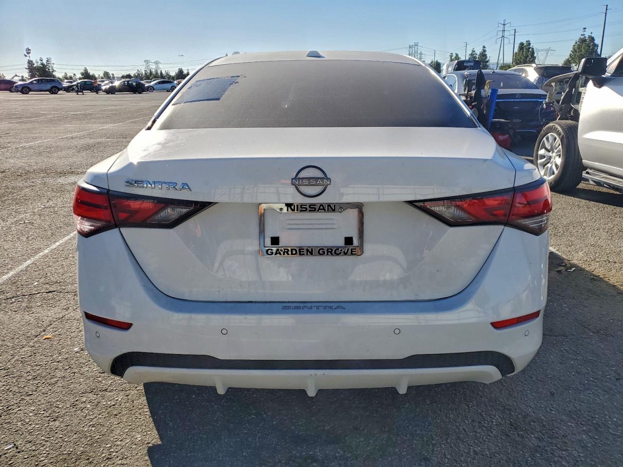 2025 NISSAN SENTRA SV photo 6