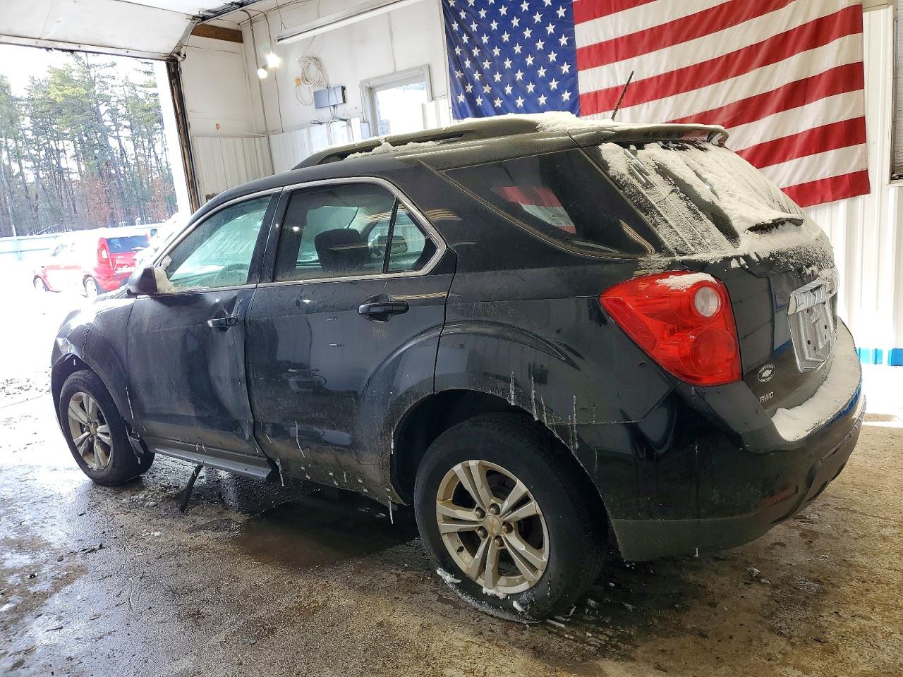 2015 CHEVROLET EQUINOX LT photo 2
