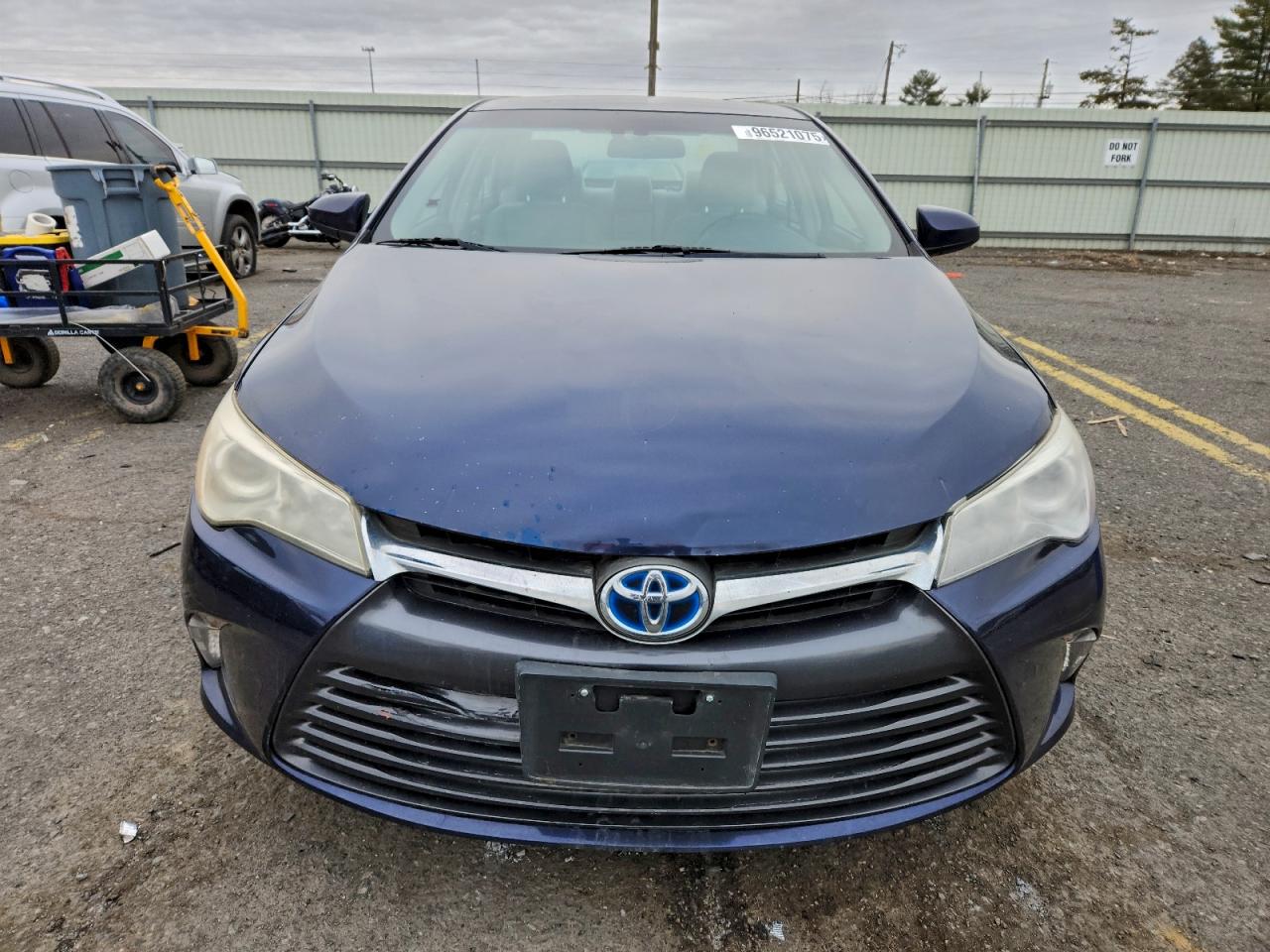 2017 TOYOTA CAMRY HYBRID photo 5