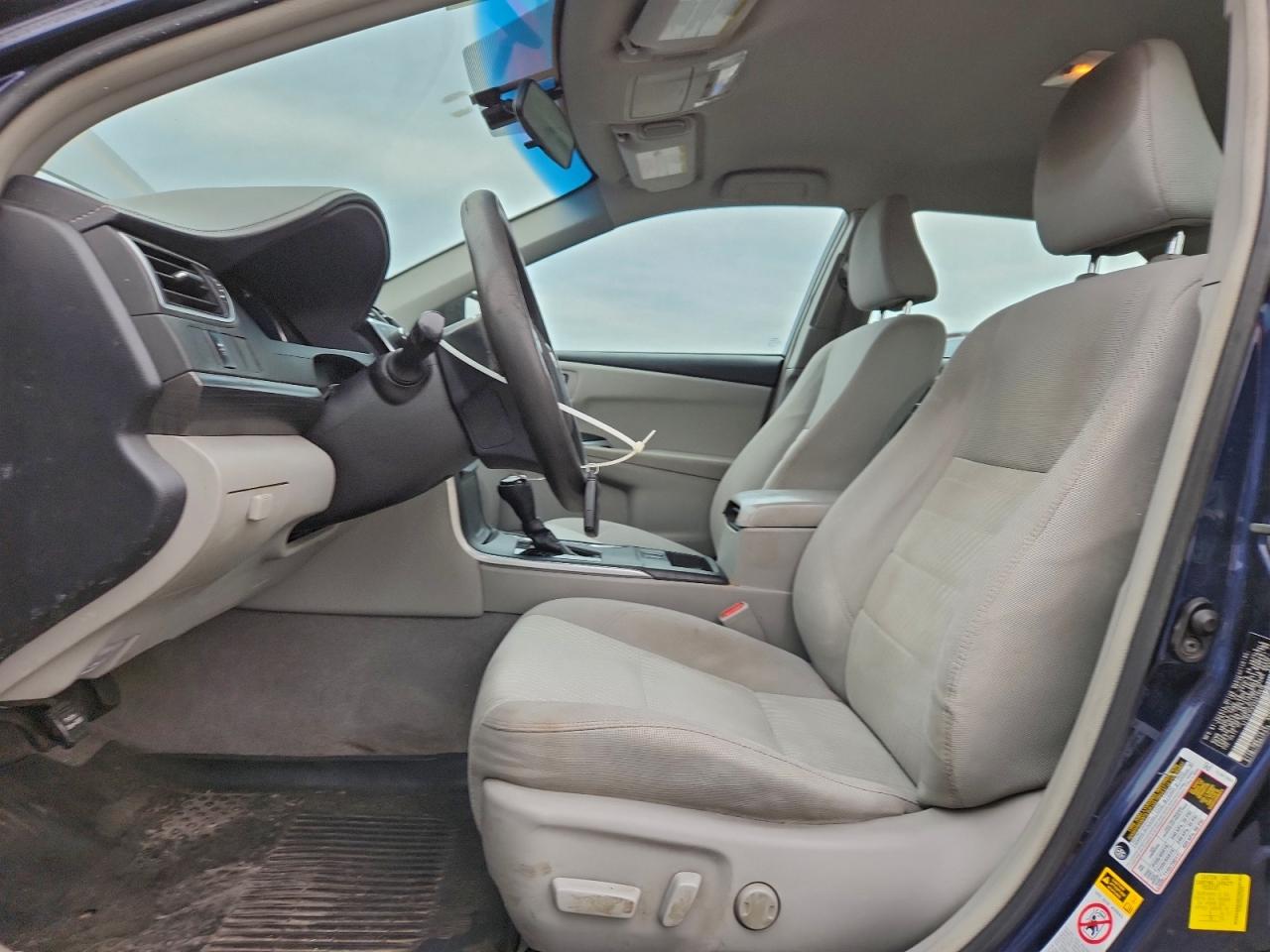 2017 TOYOTA CAMRY HYBRID photo 7