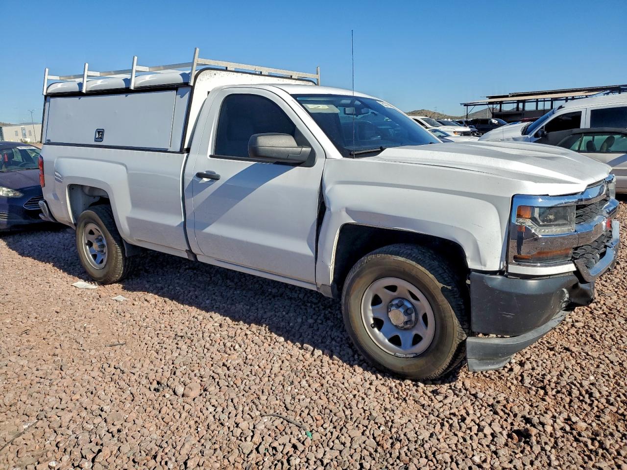 2018 CHEVROLET SILVERADO C1500 photo 4
