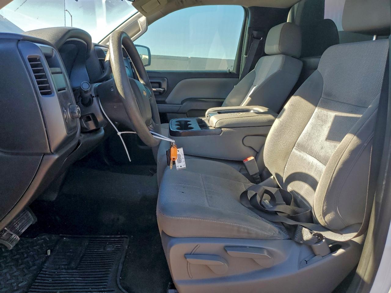 2018 CHEVROLET SILVERADO C1500 photo 7