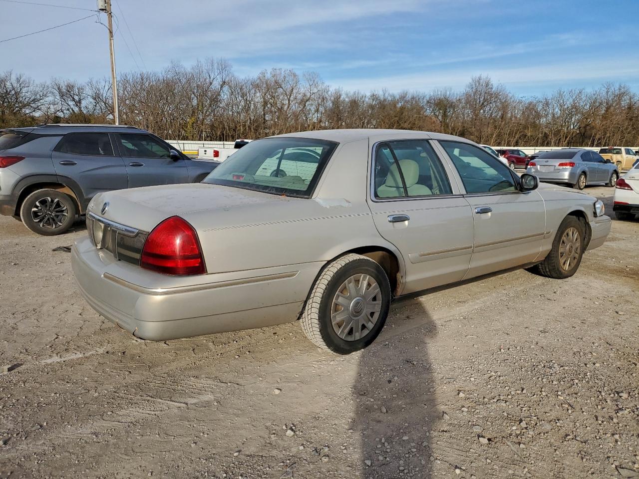 2007 MERCURY GRAND MARQUIS GS photo 3