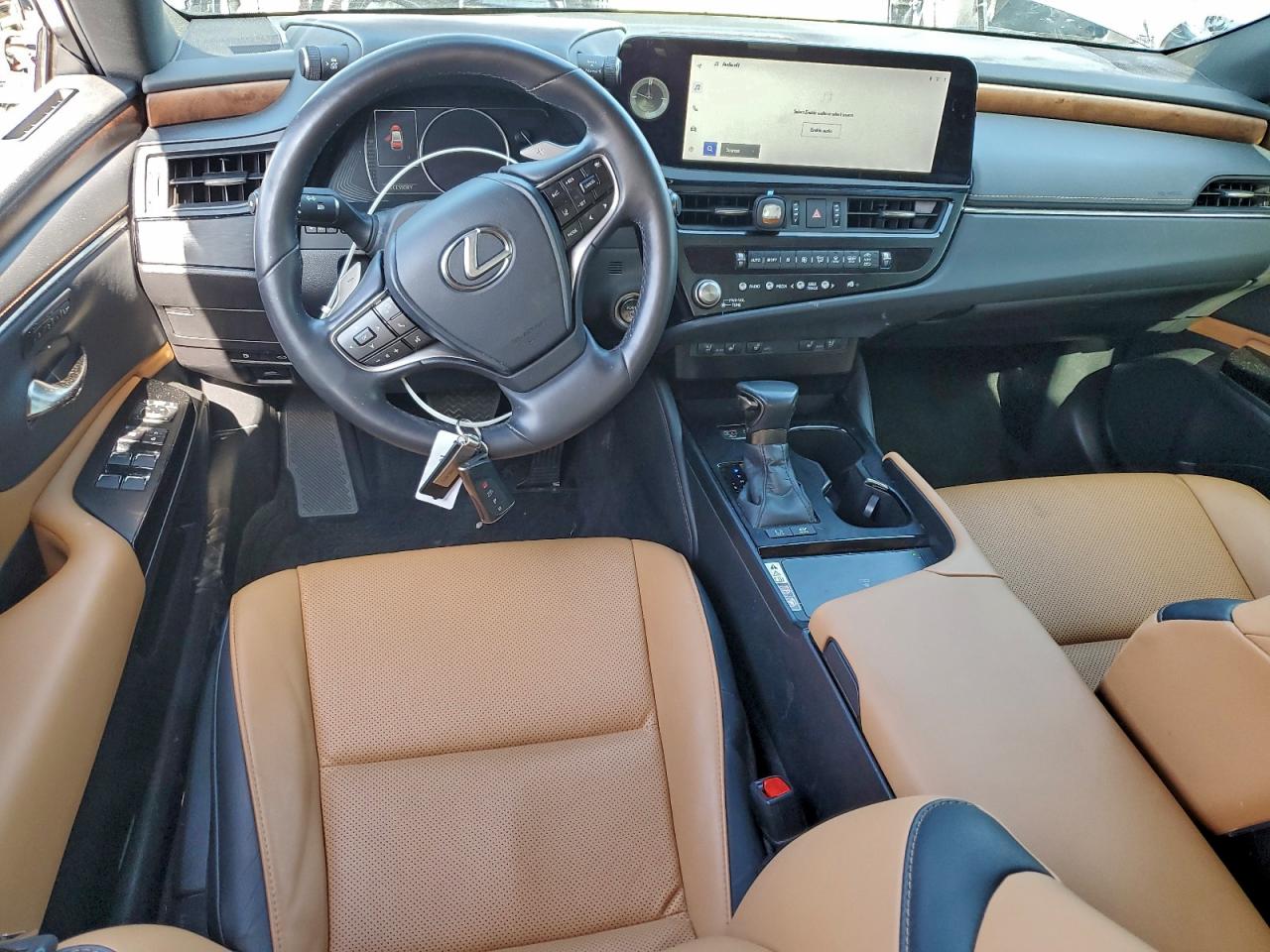 2023 LEXUS ES 300H BASE photo 8