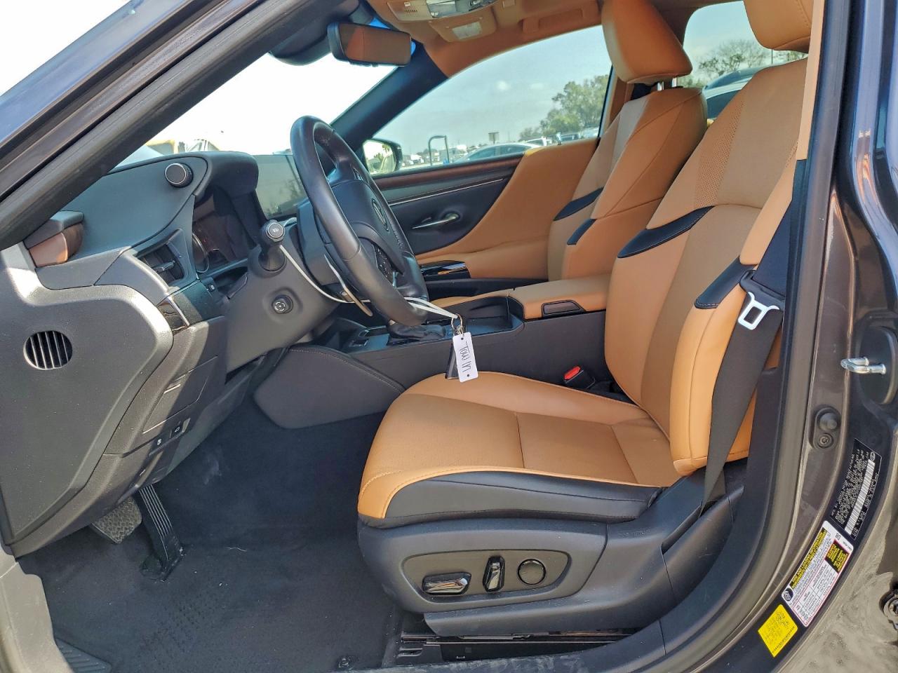 2023 LEXUS ES 300H BASE photo 7