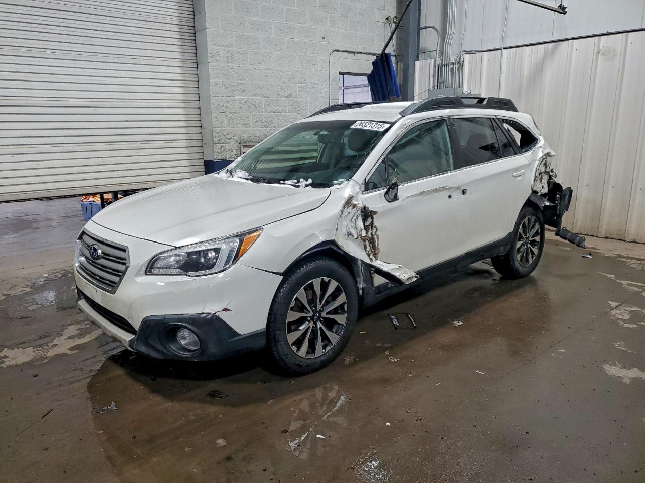 2015 SUBARU OUTBACK
