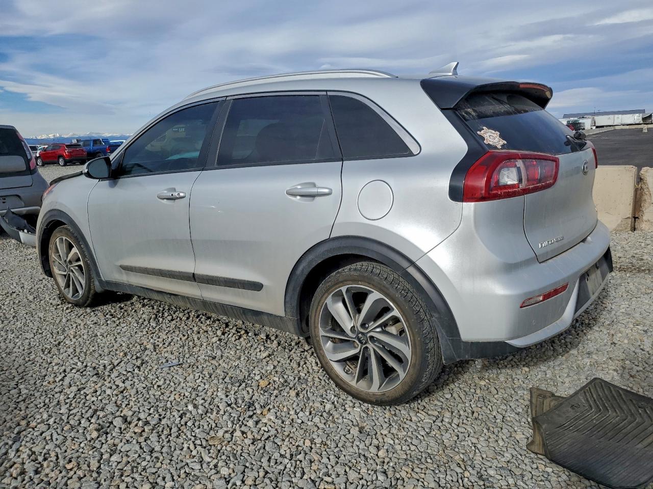 2017 KIA NIRO EX TOURING photo 2