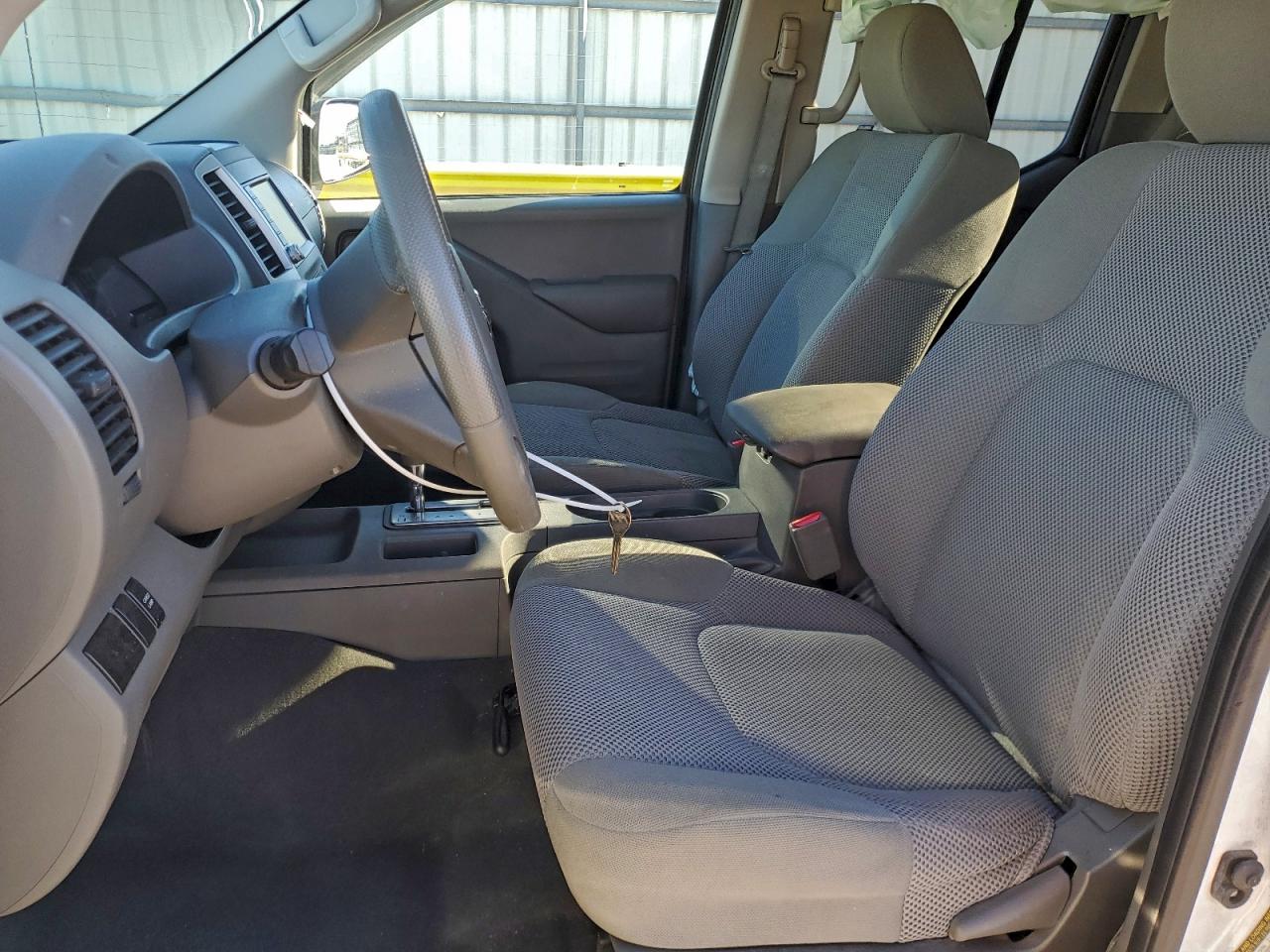 2019 NISSAN FRONTIER S photo 7