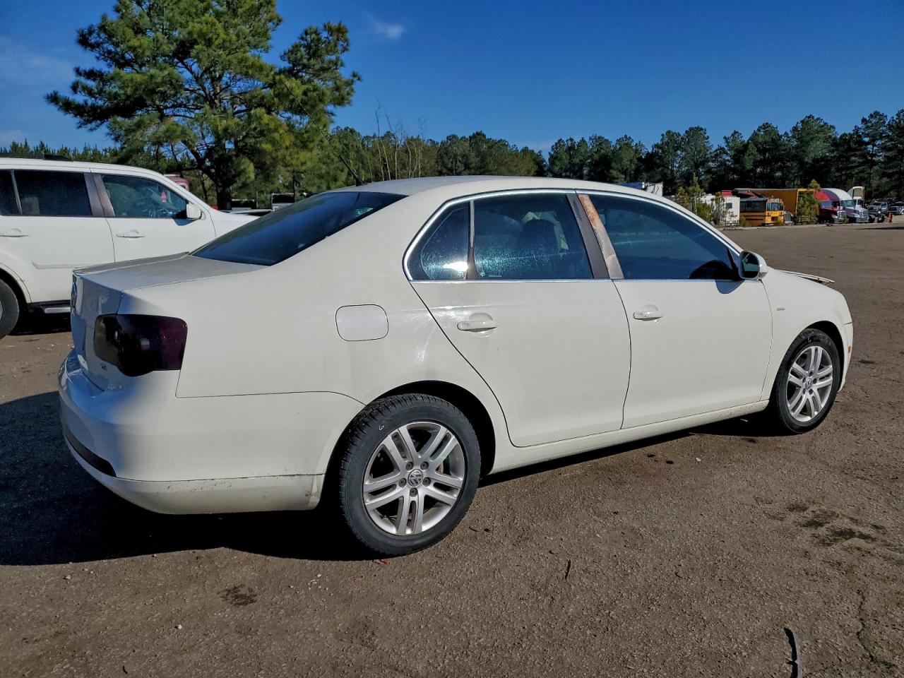 2007 VOLKSWAGEN JETTA WOLFSBURG photo 3