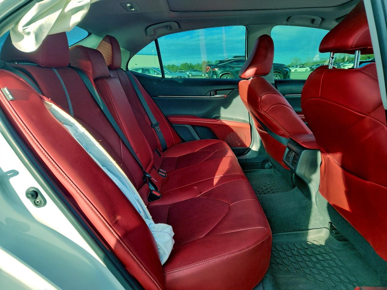 2022 TOYOTA CAMRY XSE photo 10