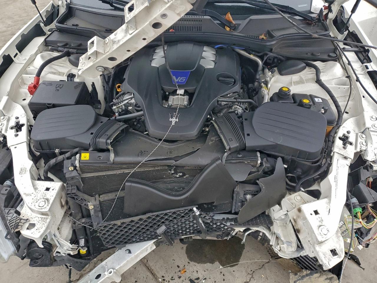 2019 MASERATI GHIBLI S photo 11