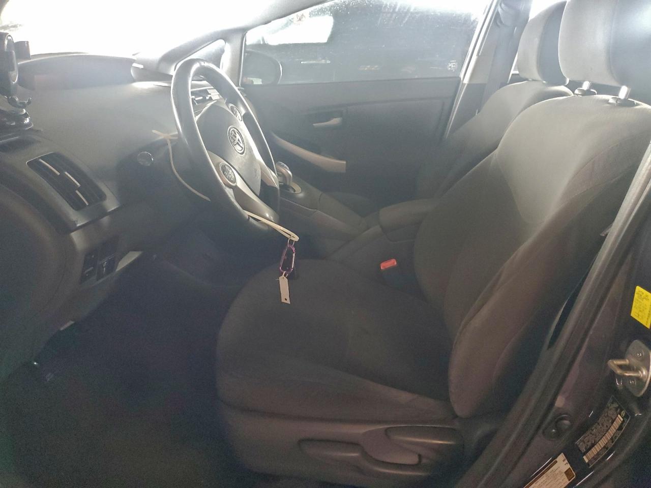 2010 TOYOTA PRIUS photo 7