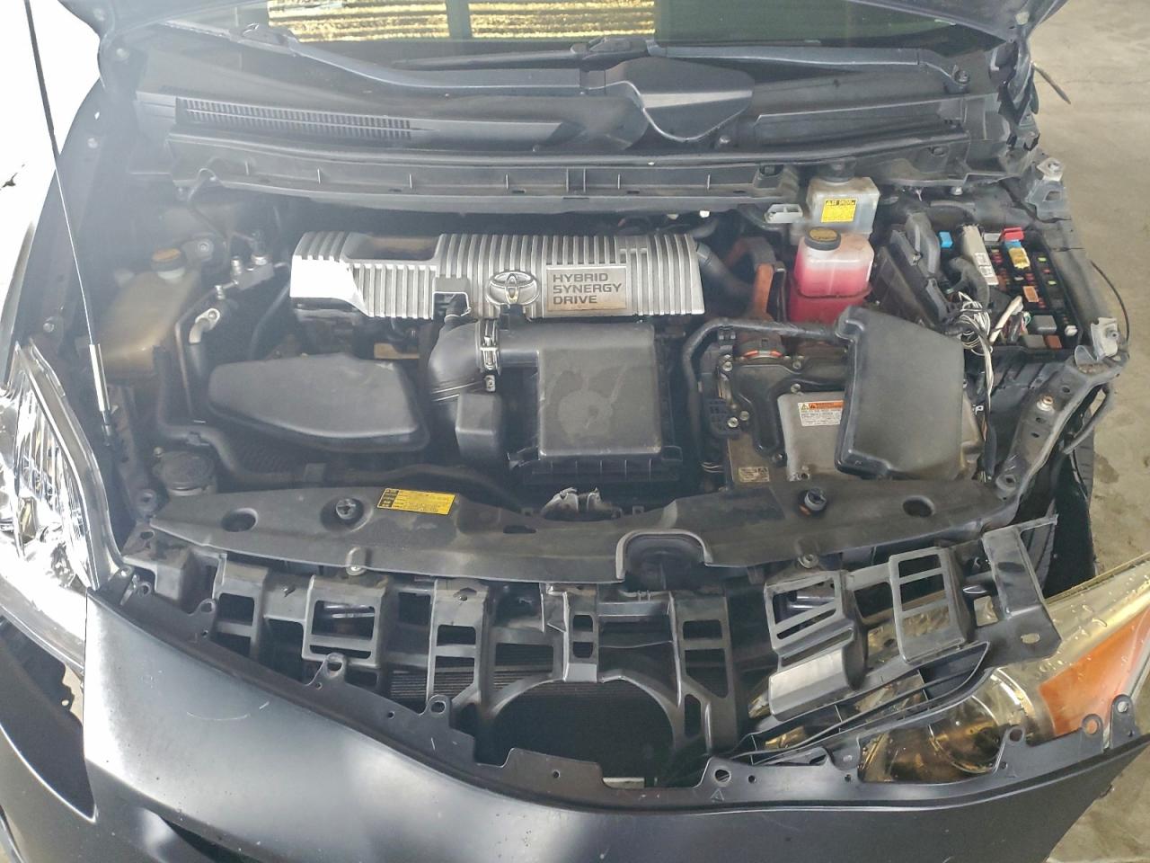 2010 TOYOTA PRIUS photo 11