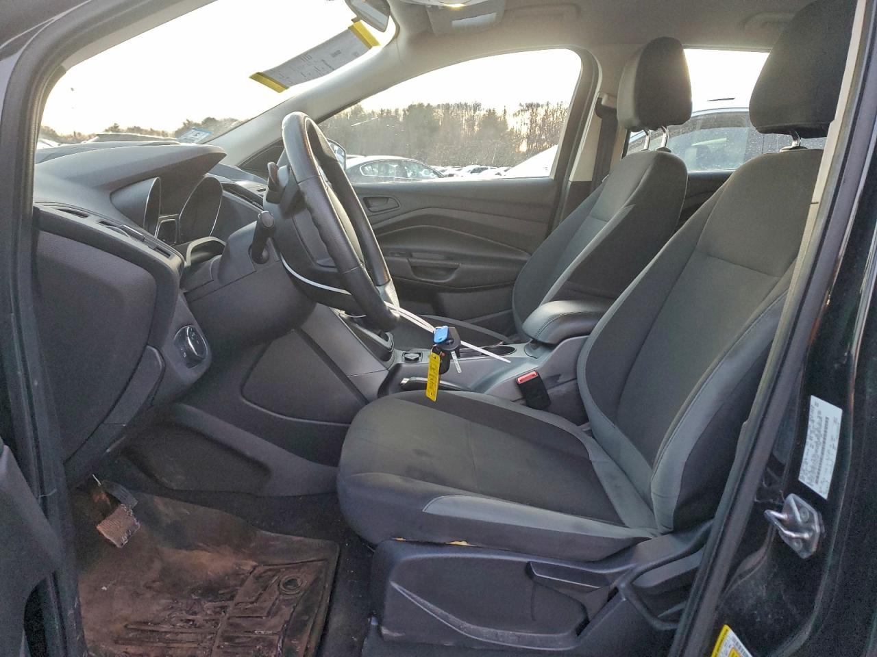2015 FORD ESCAPE S photo 7